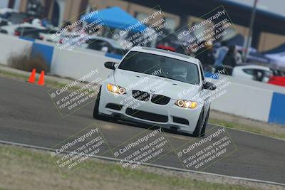 media/Dec-19-2025-Lucky Dog Racing (Fri) [[3b7b1b5fc8]]/Intermediate Low/Session 2 Turn 1/